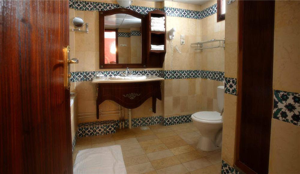 Hotel Dar Diaf Alger Esterno foto